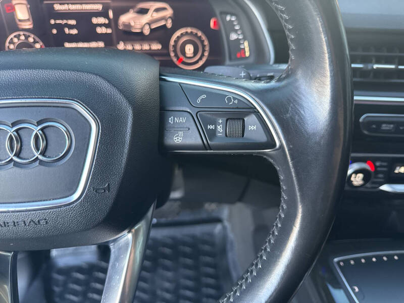 2017 Audi Q7 3.0T quattro Prestige