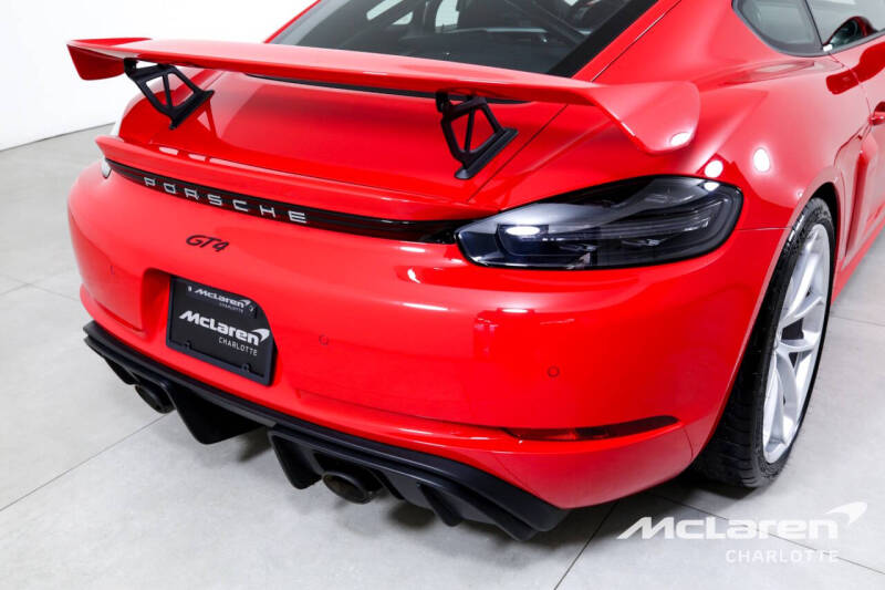 2021 Porsche 718 Cayman GT4