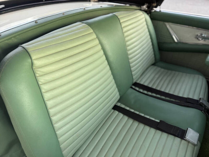 1957 Ford Thunderbird