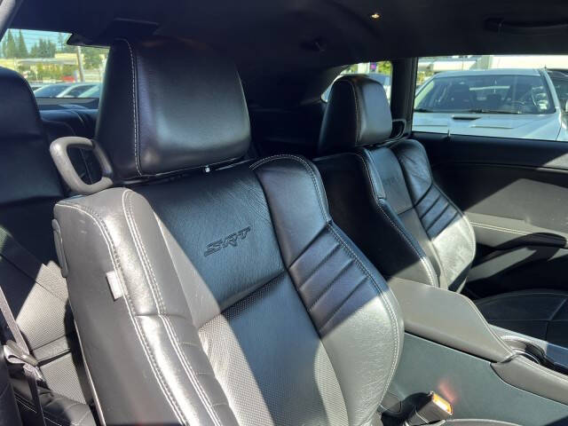 2015 Dodge Challenger SRT Hellcat