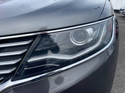 2017 Lincoln MKX Reserve