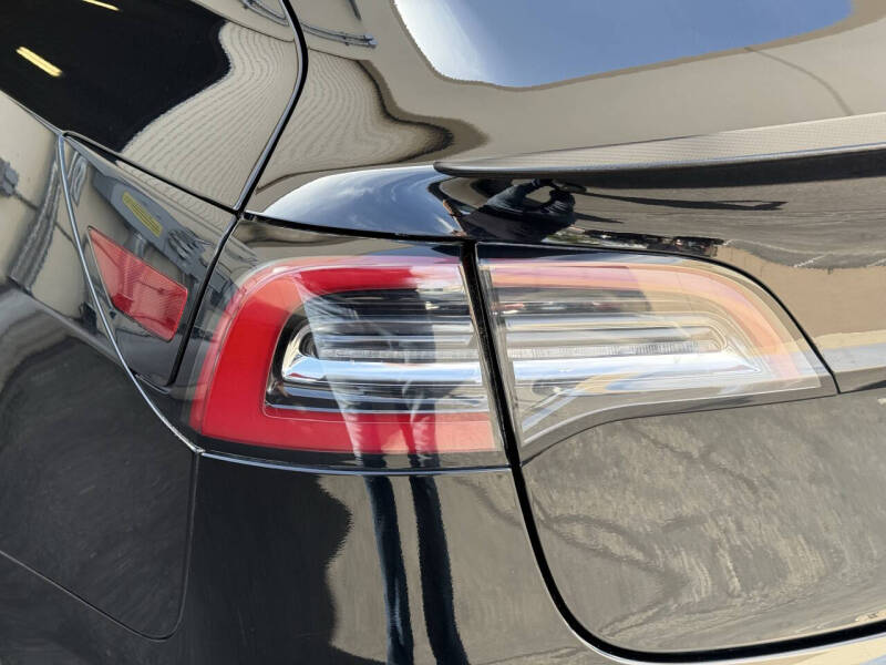 2018 Tesla Model 3 Performance
