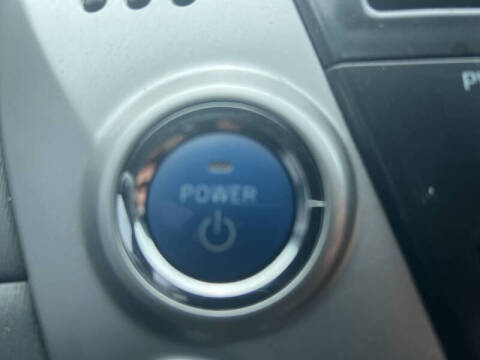 2012 Toyota Prius v Two