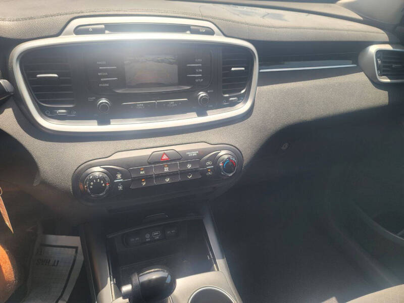 2017 Kia Sorento LX V6