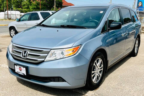 2012 Honda Odyssey for sale at MIDWEST MOTORSPORTS in Rock Island IL
