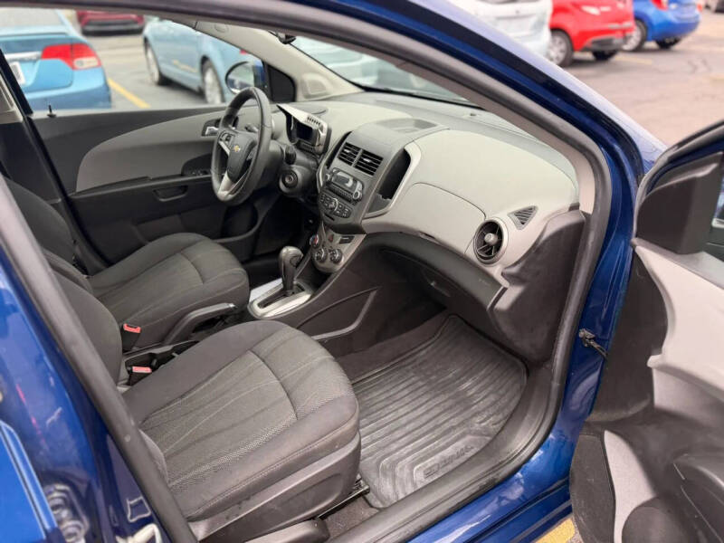 2012 Chevrolet Sonic LT