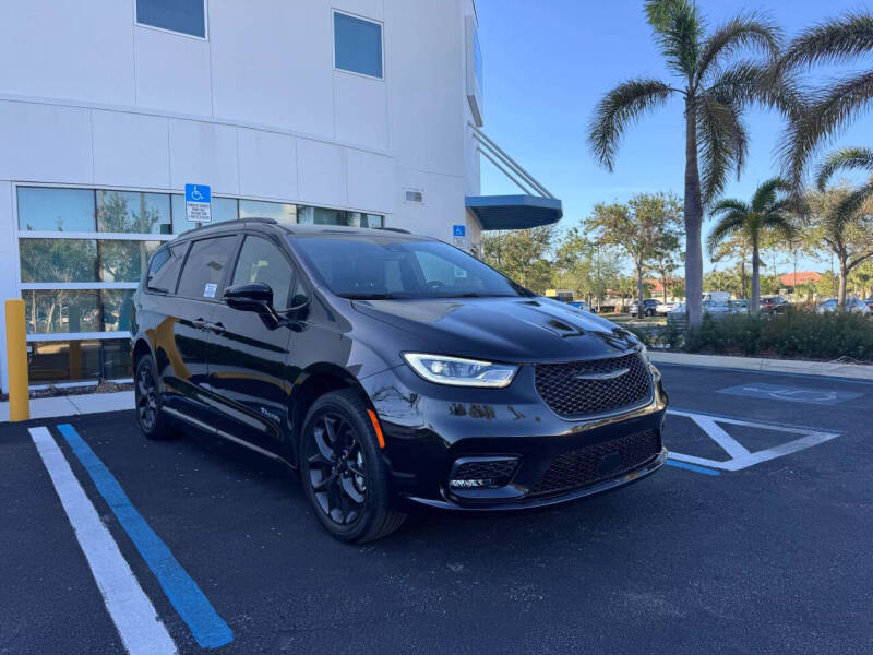 2021 Chrysler Pacifica Touring L