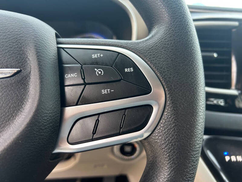 2017 Chrysler Pacifica Touring