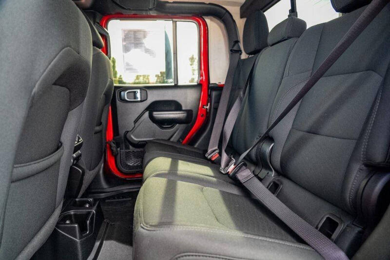 2021 Jeep Gladiator Willys