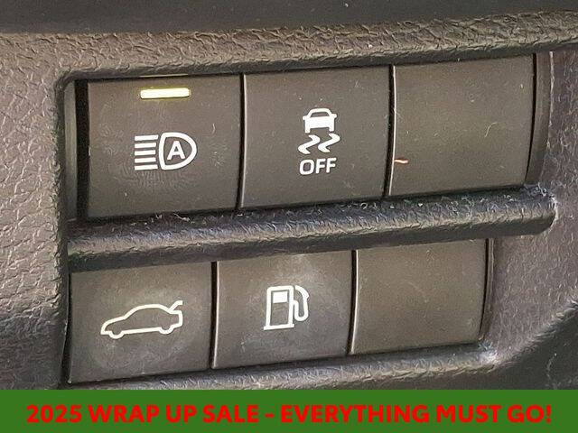 2022 Toyota Avalon Hybrid XSE Nightshade