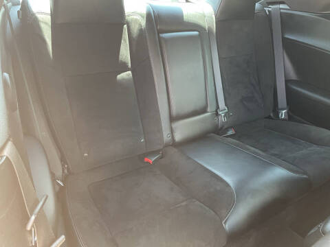 2018 Dodge Challenger SXT Plus