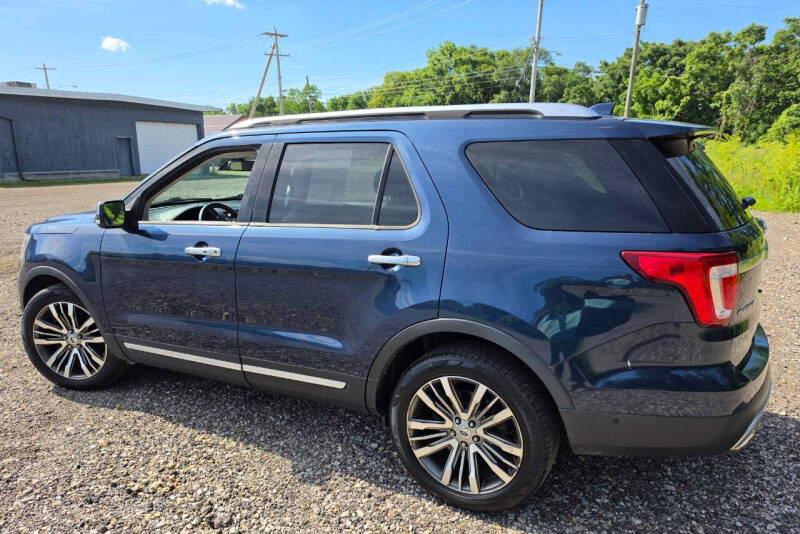 2017 Ford Explorer Platinum