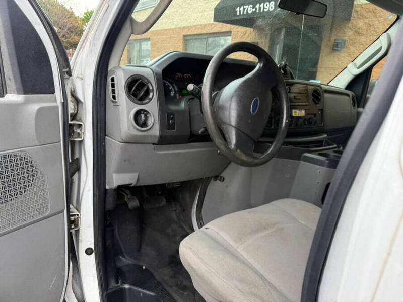 2013 Ford E-Series E-150