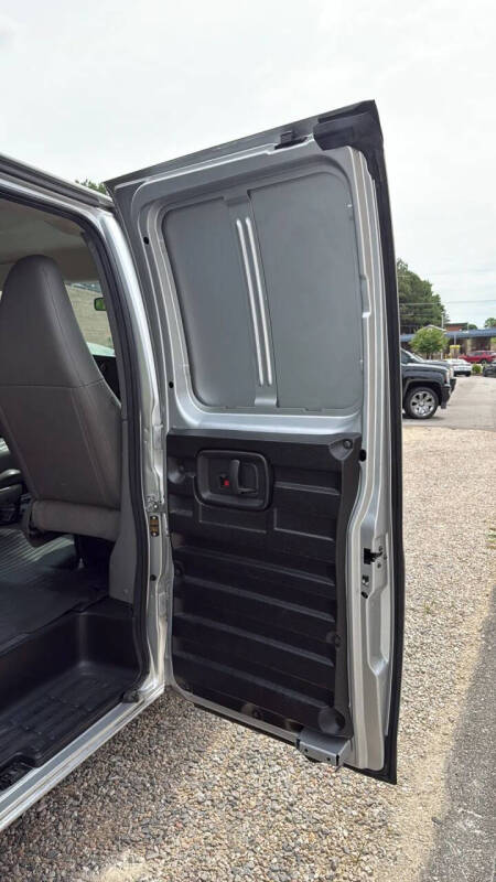 2018 Chevrolet Express 2500