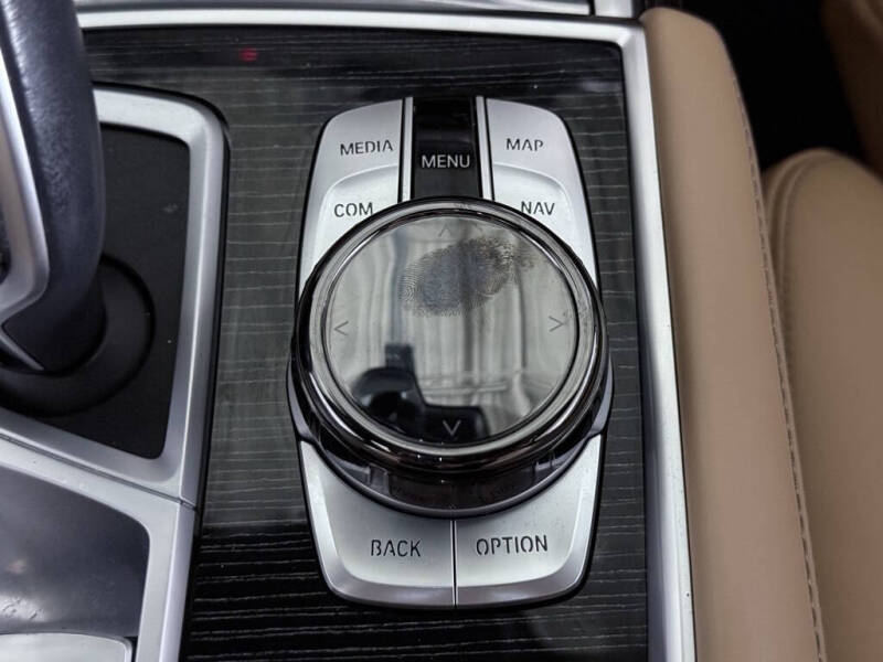 2022 BMW 7 Series 750i xDrive