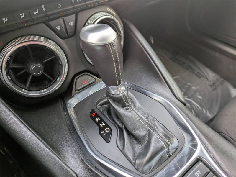 2023 Chevrolet Camaro LT1