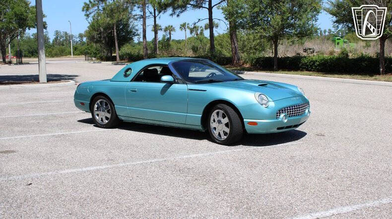 2002 Ford Thunderbird Deluxe