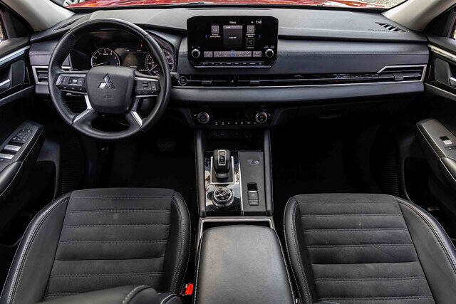 2024 Mitsubishi Outlander