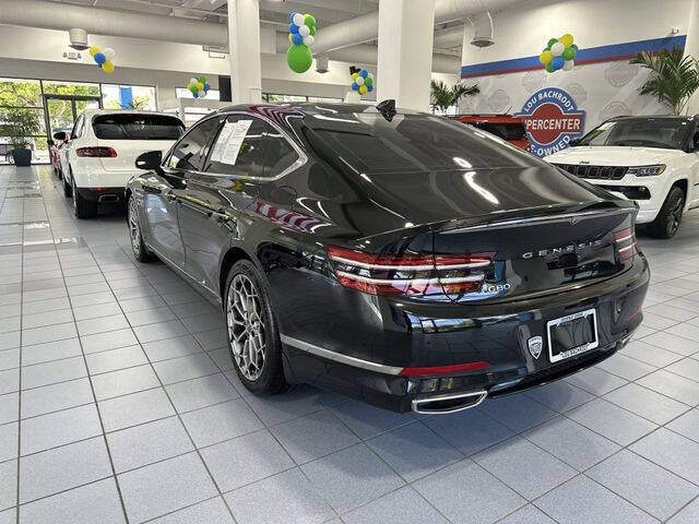 2022 Genesis G80