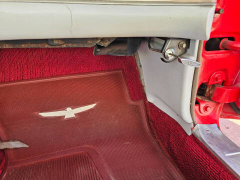 1961 Ford Thunderbird