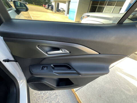 2026 Chevrolet Equinox EV LT 1