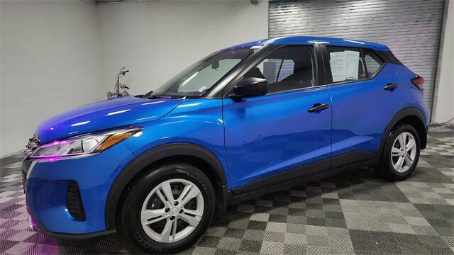 2025 Nissan Kicks Play S