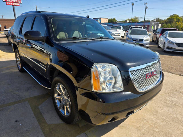 2013 GMC Yukon for sale at Mac Motors in Arlington, TX