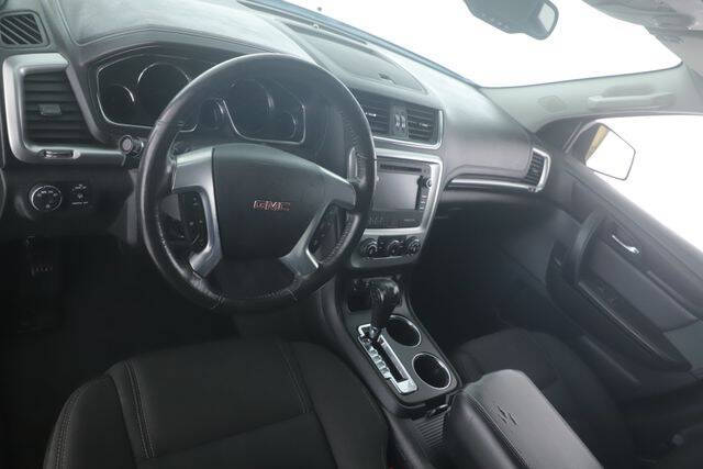 2015 GMC Acadia SLE-2