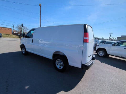 2025 Chevrolet Express 2500