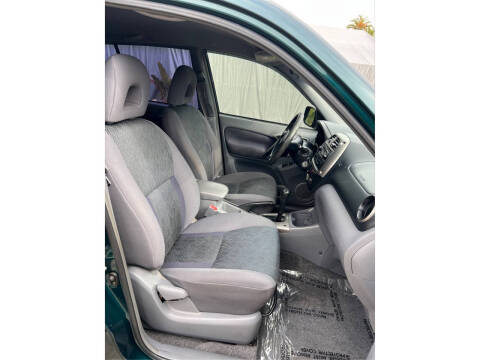 2001 Toyota RAV4