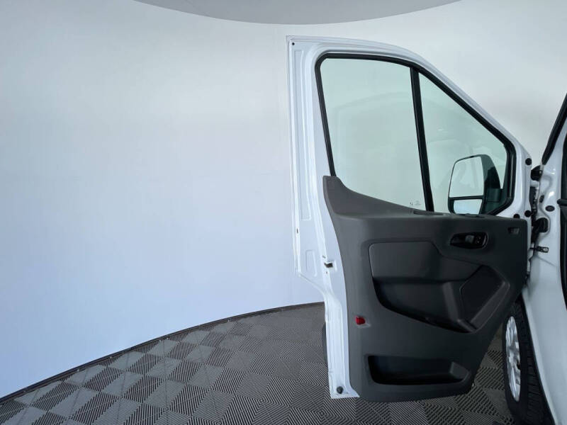 2022 Ford Transit 350 XL