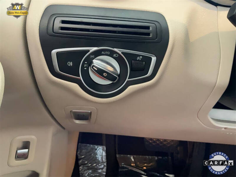 2020 Mercedes-Benz GLC GLC 300