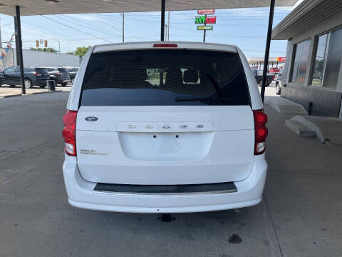 2016 Dodge Grand Caravan American Value Package
