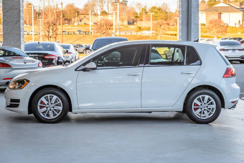 2016 Volkswagen Golf TSI S