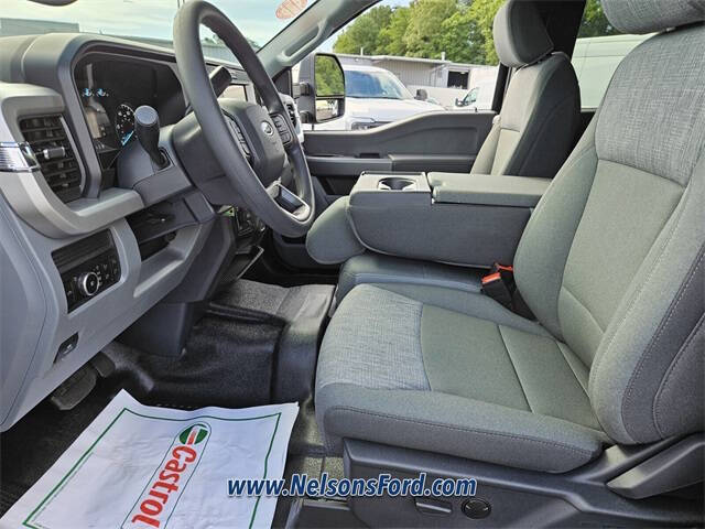 2025 Ford F-350 Super Duty XLT