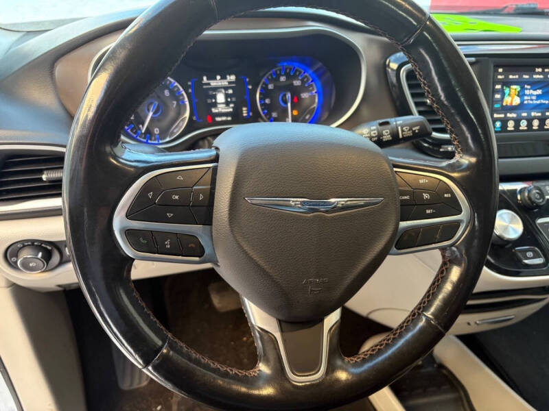 2019 Chrysler Pacifica Touring L