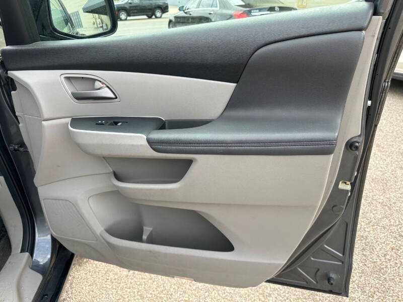 2011 Honda Odyssey EX-L w/DVD