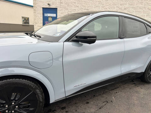 2025 Ford Mustang Mach-E GT