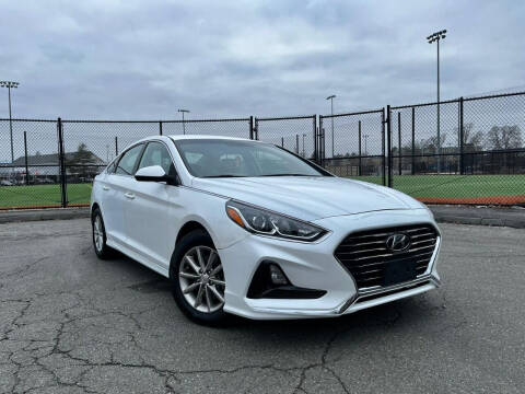 2019 Hyundai Sonata for sale at Maxima Auto Sales in Malden MA