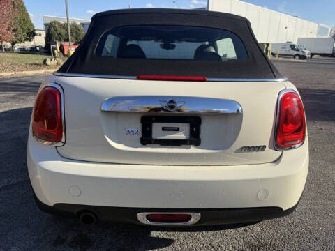 2017 MINI Convertible Cooper