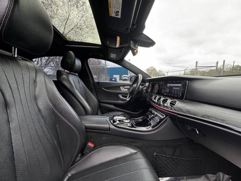 2017 Mercedes-Benz E-Class E 300