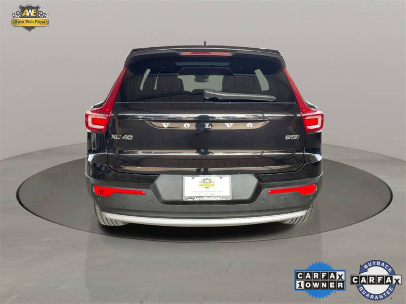 2025 Volvo XC40 B5 Plus Bright Theme