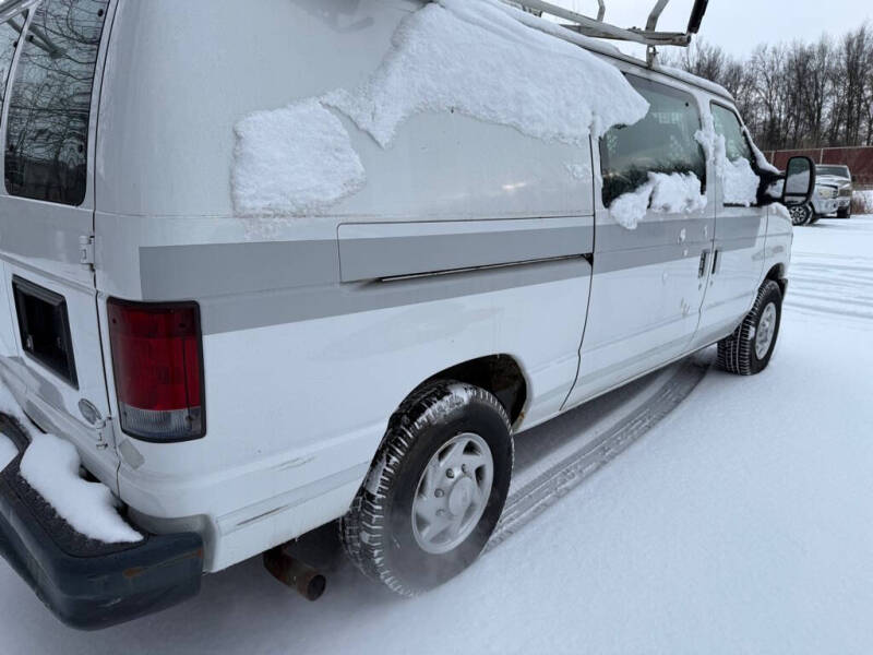 2010 Ford E-Series E-250