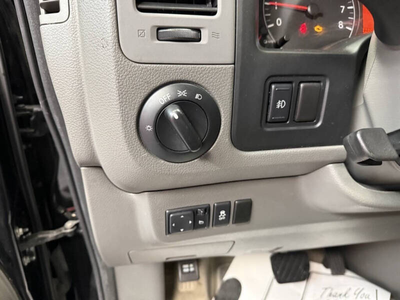 2016 Nissan NV 3500 HD SL