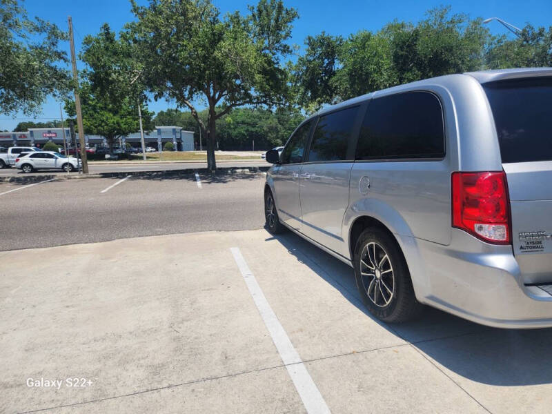 2018 Dodge Grand Caravan SE