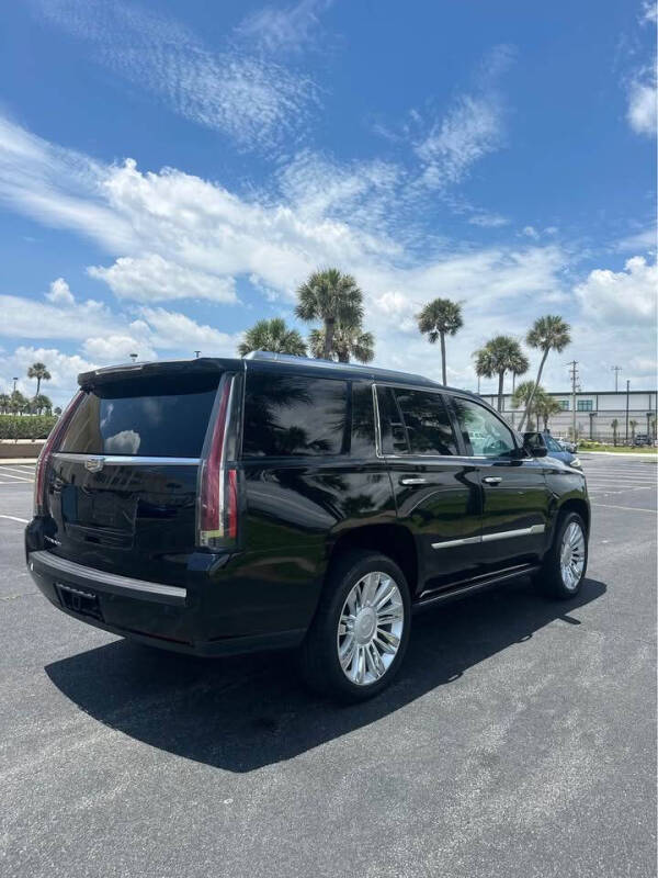 2017 Cadillac Escalade Platinum