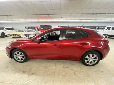 2016 Mazda MAZDA3 i Sport