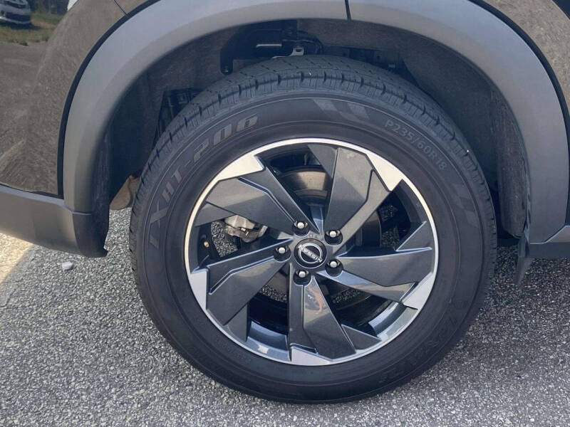 2025 Nissan Rogue SV