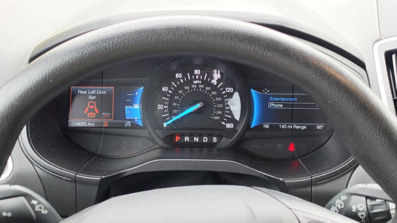 2023 Ford Edge SE