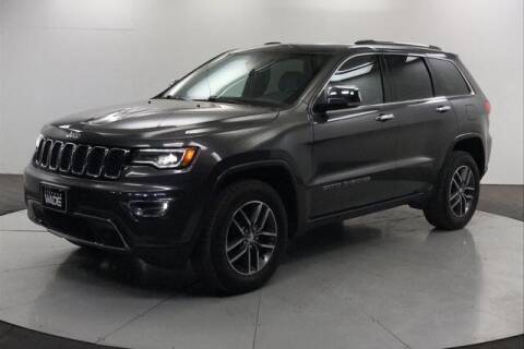 2017 Jeep Grand Cherokee for sale at Stephen Wade Pre-Owned Supercenter in Saint George UT